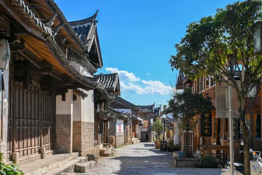 “腊”尽春回，“八”方来财，万事“粥”全